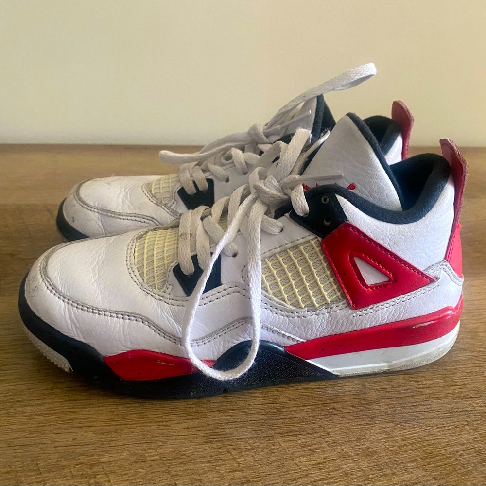 Jordan Retro 4